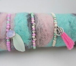 Boho feather armbandje voor groot en klein